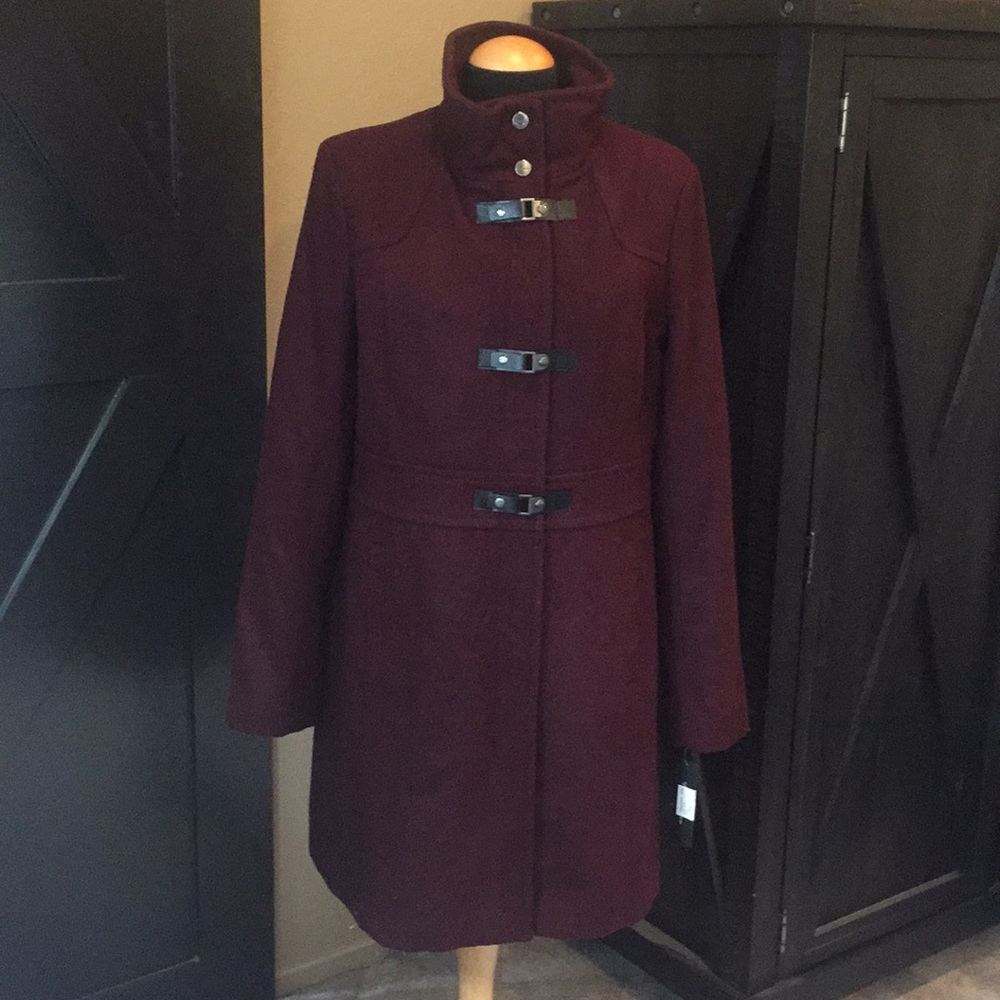 Brand New NWT KENNETH COLE Burgundy Coat